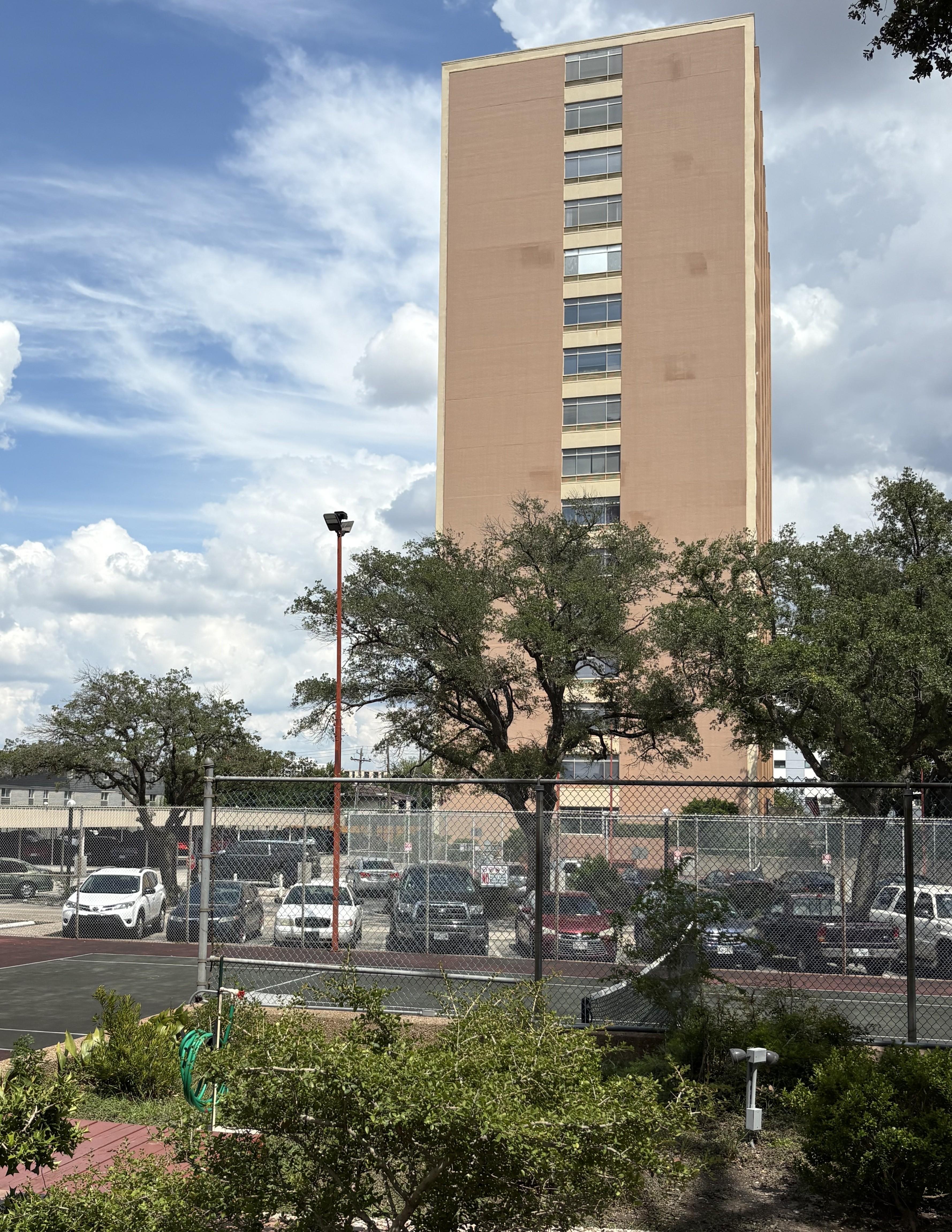  Share Master bedroom $750