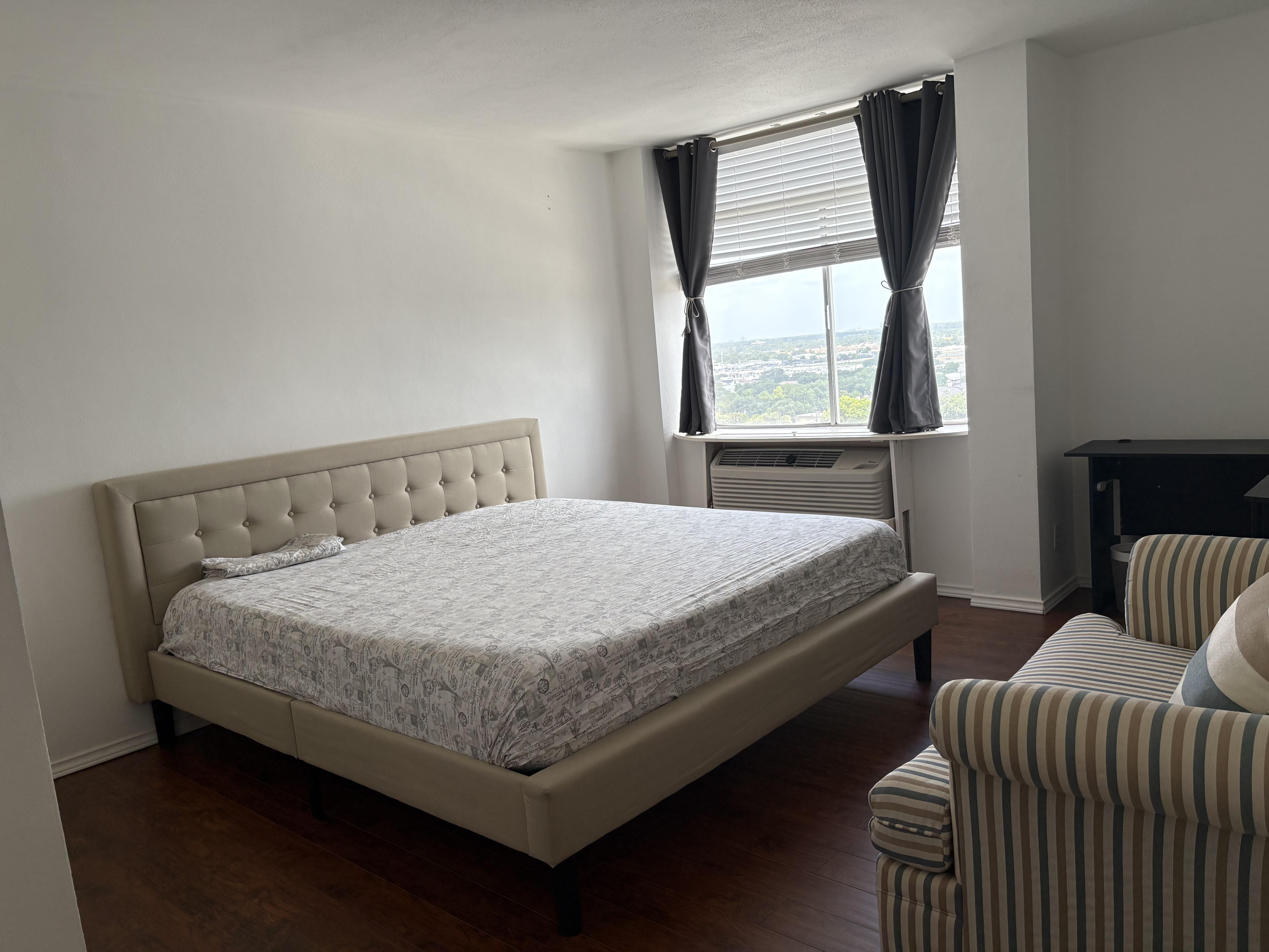  Share Master bedroom $750