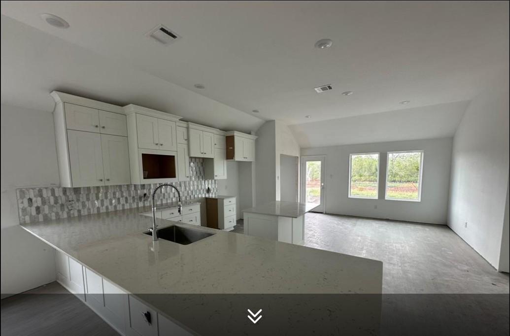 Sunterra, Katy- 3 beds, 2 baths - $2,400/month