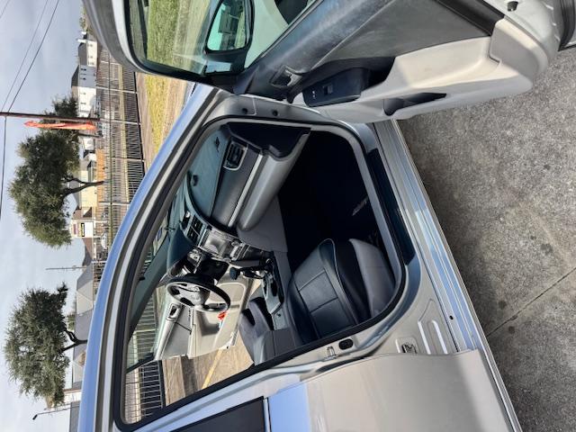 BÁN XE – TOYOTA CAMRY LE 2014 – $4,300